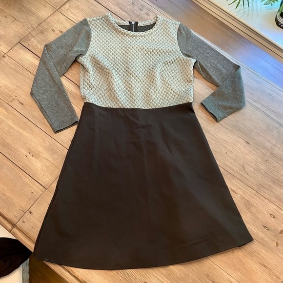 Loft Long Sleeve Swing Short Dress Black/gray - Picture 3 of 10